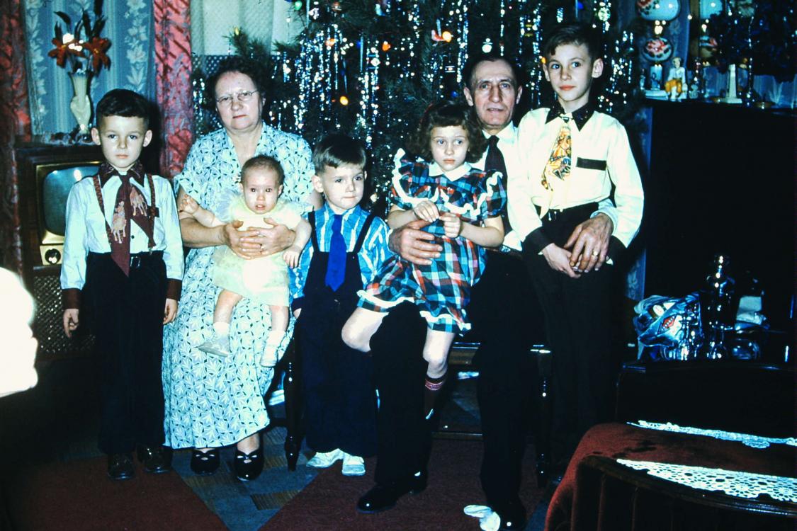 1952 with grandchildren